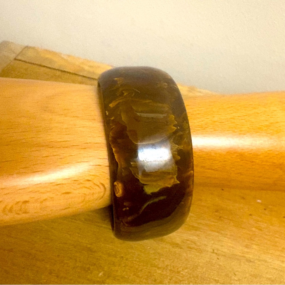 Vintage Brown Swirl Bakelite Bangle Bracelet - Picture 5 of 8